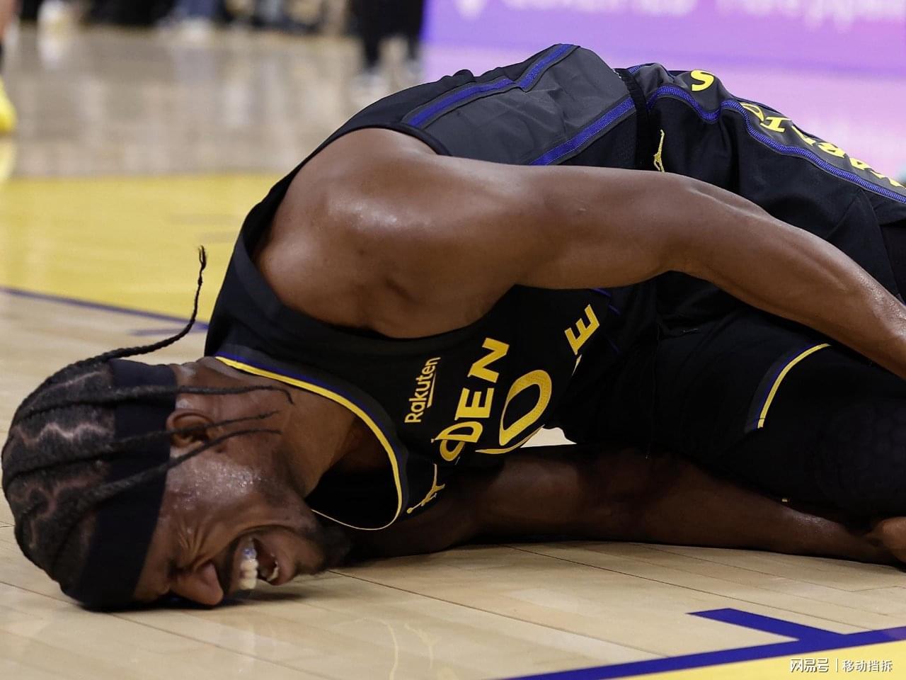 九游体育官方网站-美媒：为了得到克拉克斯顿和德罗赞，勇士正在想办法促成三方交易