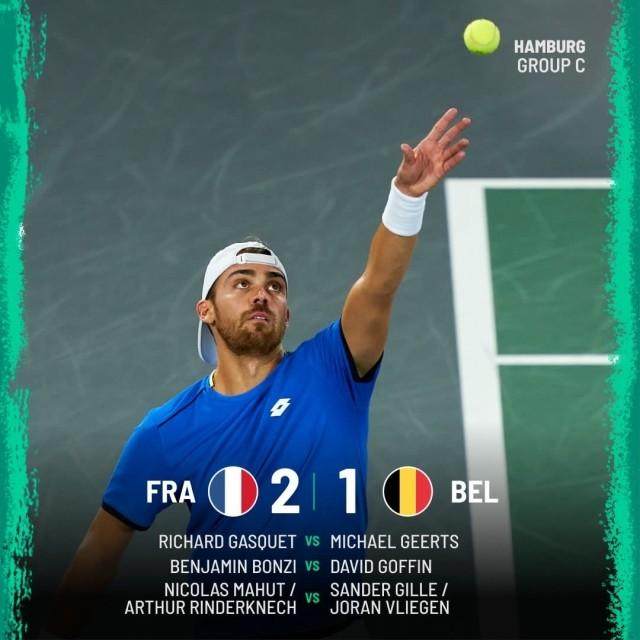 1663520896704000892.jpg 戴维斯.jpg