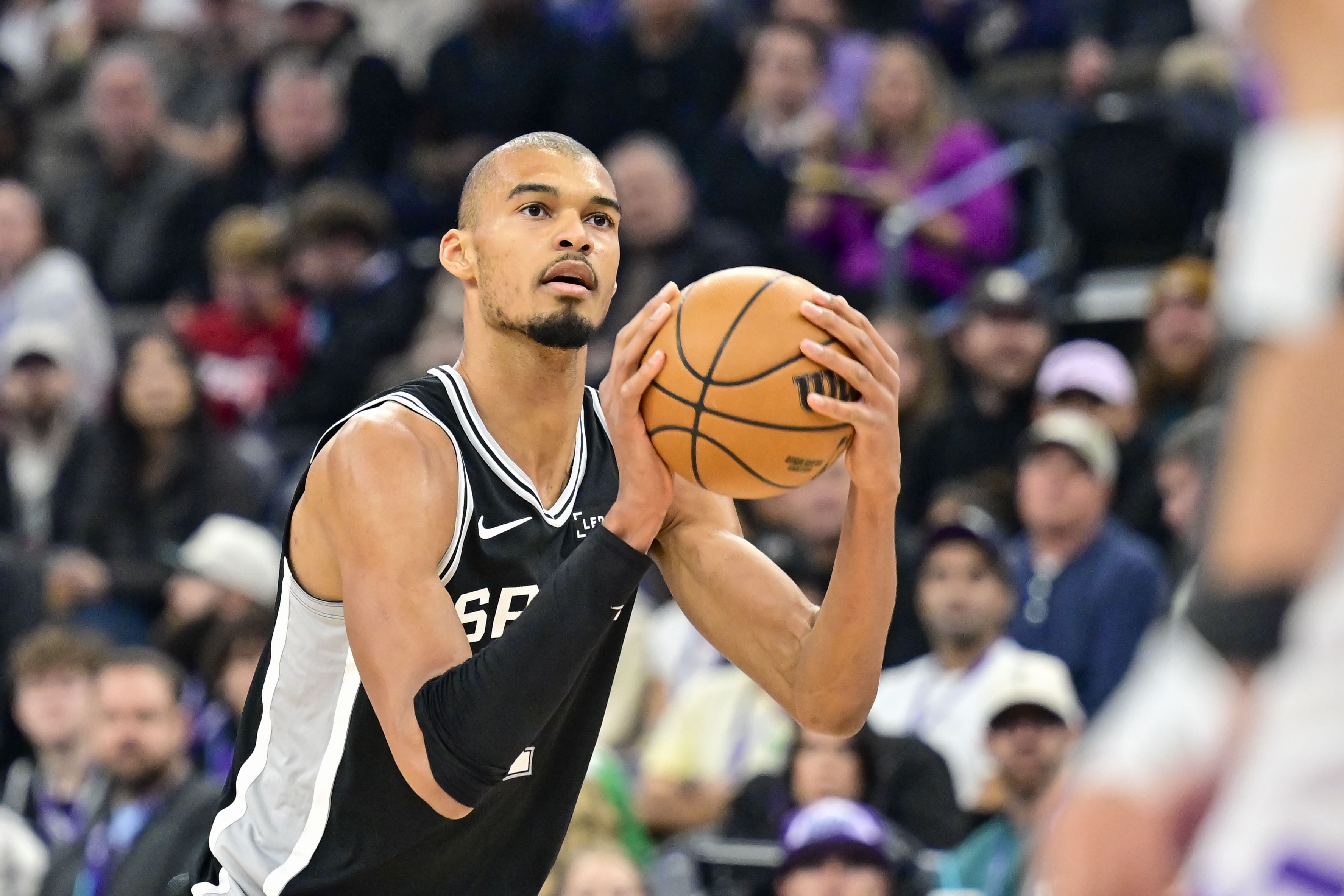 九游体育官方网站-美记：文班外线进攻占比比赛季初增高了 这是对手希望看到的